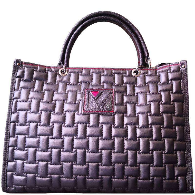 Κλασική τσάντα ώμου καπιτονέ μεγάλου μεγέθους μαύρο χρώμα