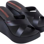 Μαύρες γυναικείες σαγιονάρες – πλατφόρμες Ipanema - Image 6