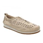 Δερμάτινο Γυναικείο Μοκασίνι με κορδόνια σε μπεζ χρώμα - Image 3