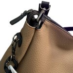 Andlion τσάντα ώμου καπιτονέ με κοκκάλινη αλυσίδα σε πούρο χρώμα - Image 6