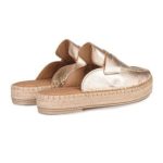 Ragazza Flat Δερμάτινα Mules σε χρυσό χρώμα - Image 5