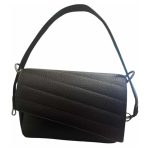 Κλασική τσάντα ώμου δερμάτινη μεσαίου μεγέθους σε μαύρο χρώμα andlion