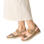 Tamaris γυναικεία σφηνοειδή σανδάλια σε μπεζ χρυσό χρώμα - Image 3